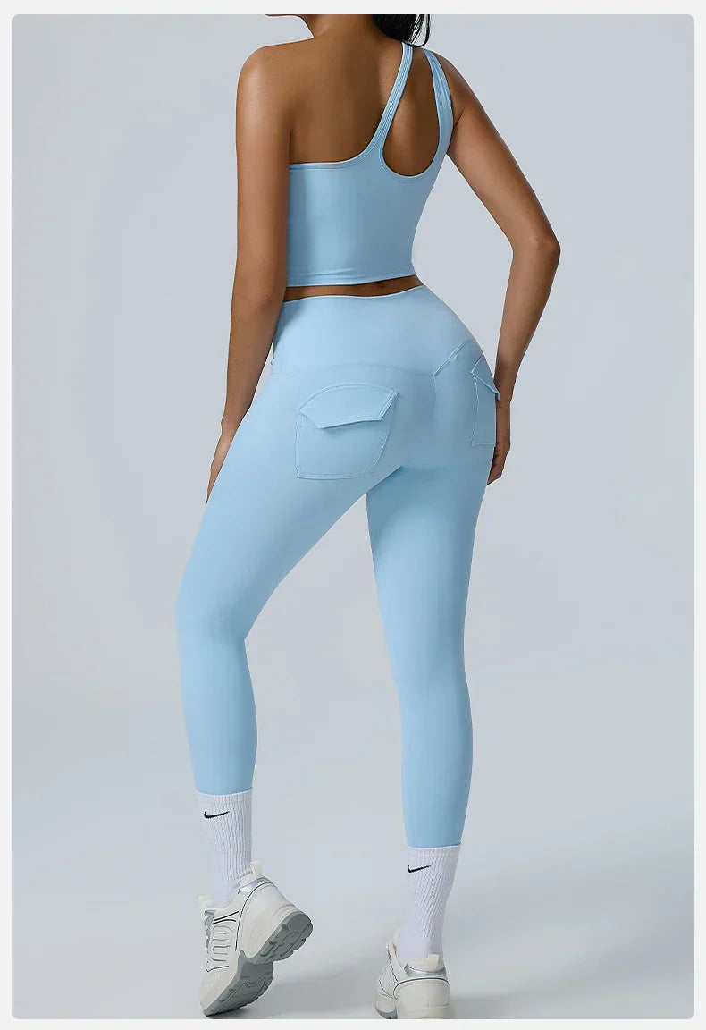 חליפת ספורט דגם - מאי