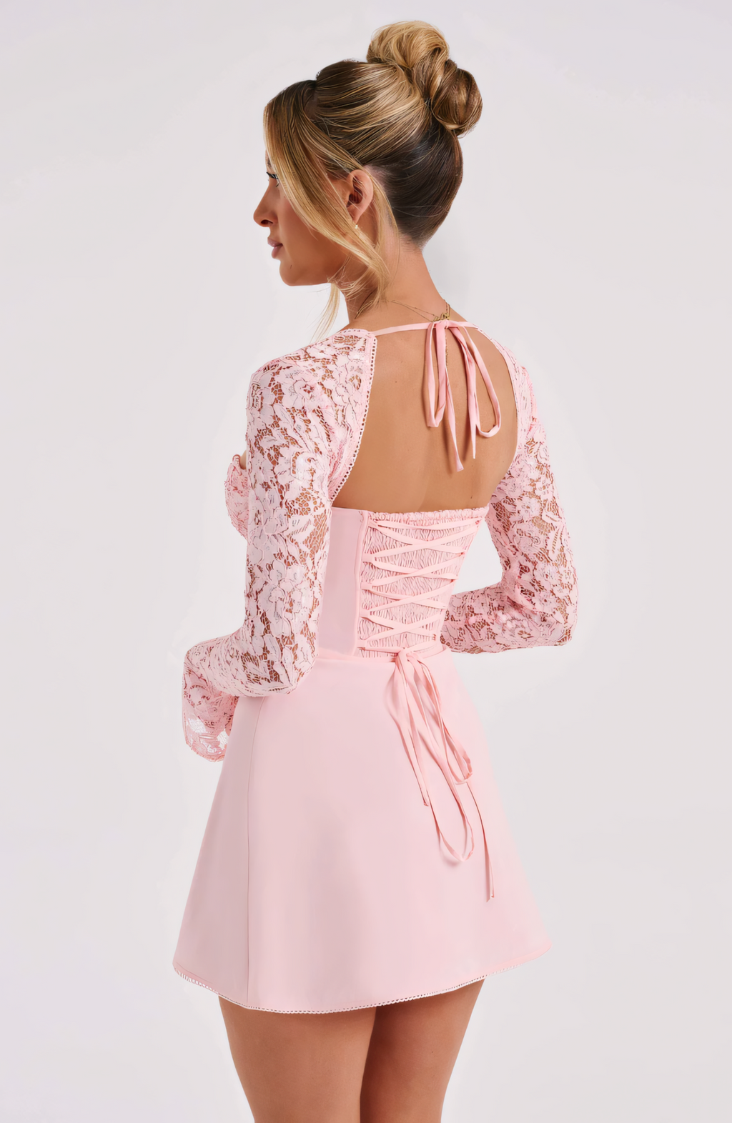 שמלת דגם אמנדה