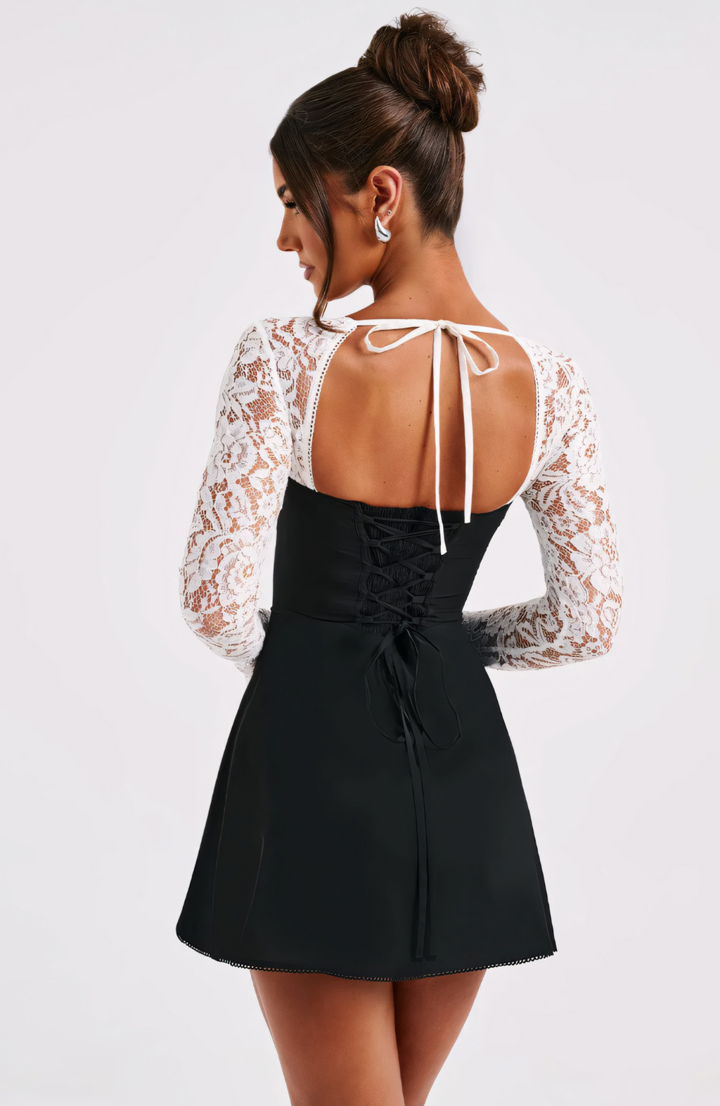 שמלת דגם לינור